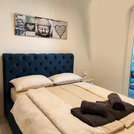 1 * Poreč
