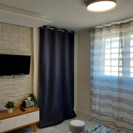 1 Apartament